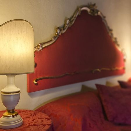 ピサ Dimora Nobiliare Bed & Breakfast エクステリア 写真